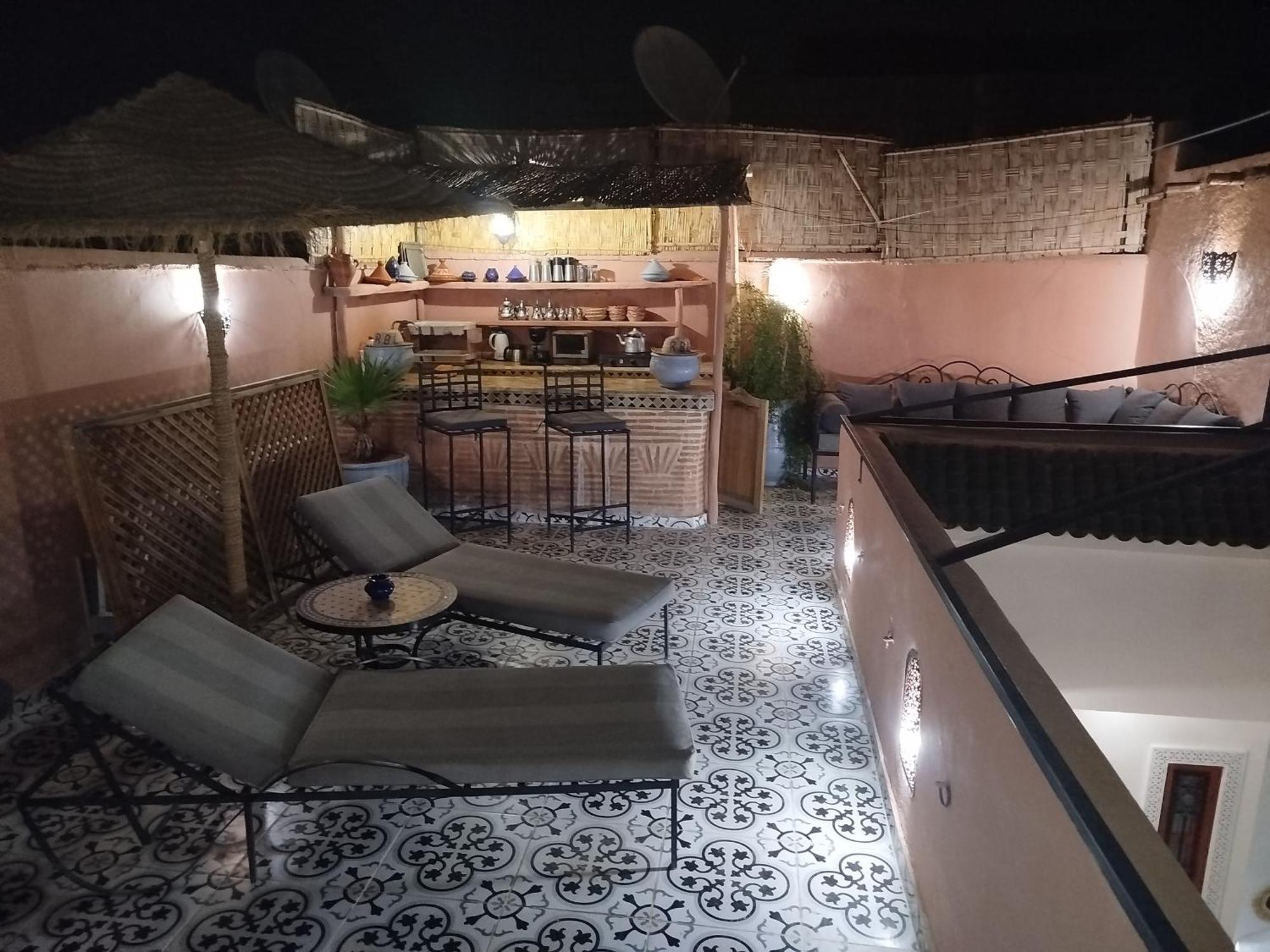Riad Bab Lakhmiss Marrakesh Bagian luar foto