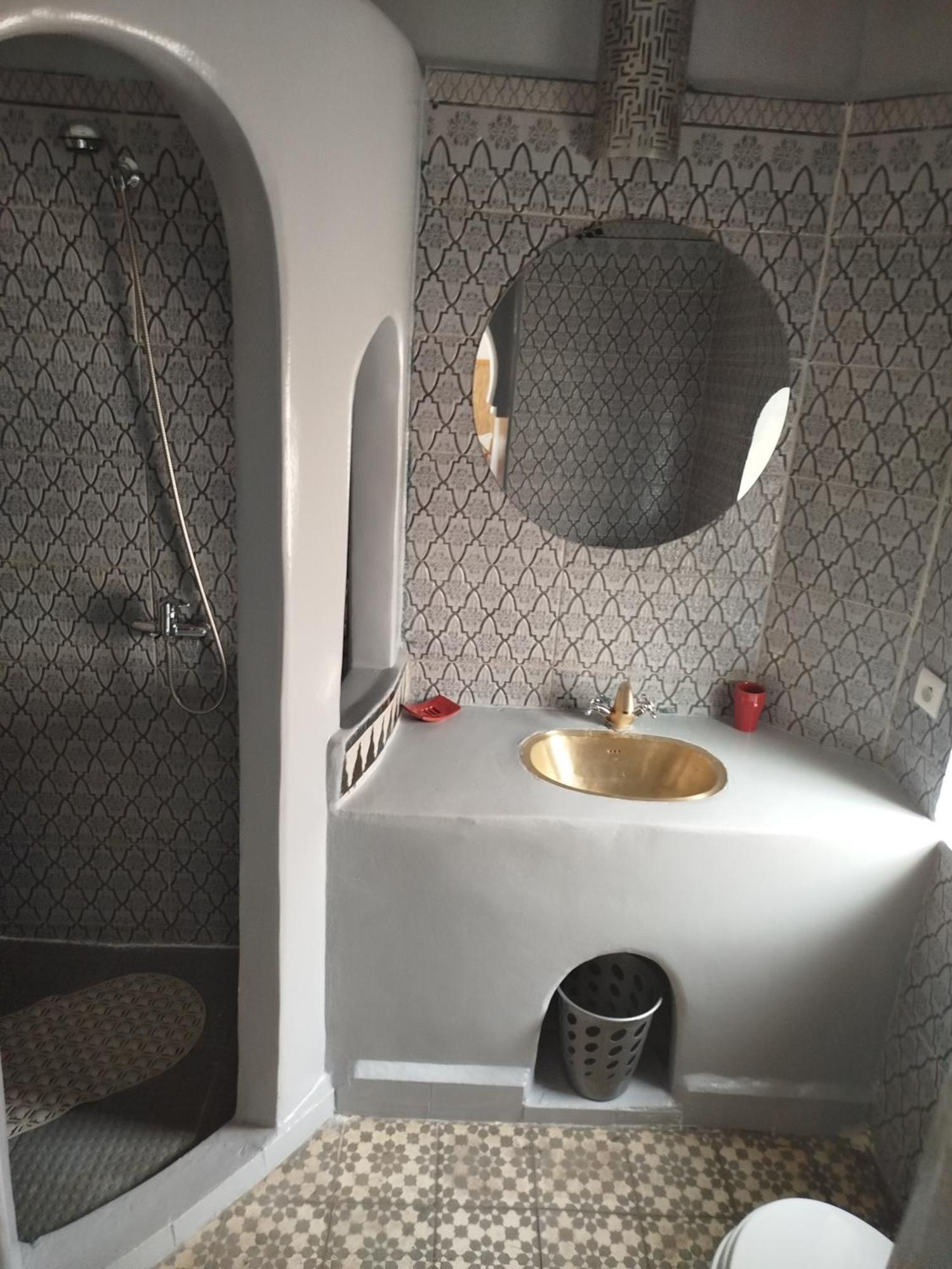 Riad Bab Lakhmiss Marrakesh Bagian luar foto
