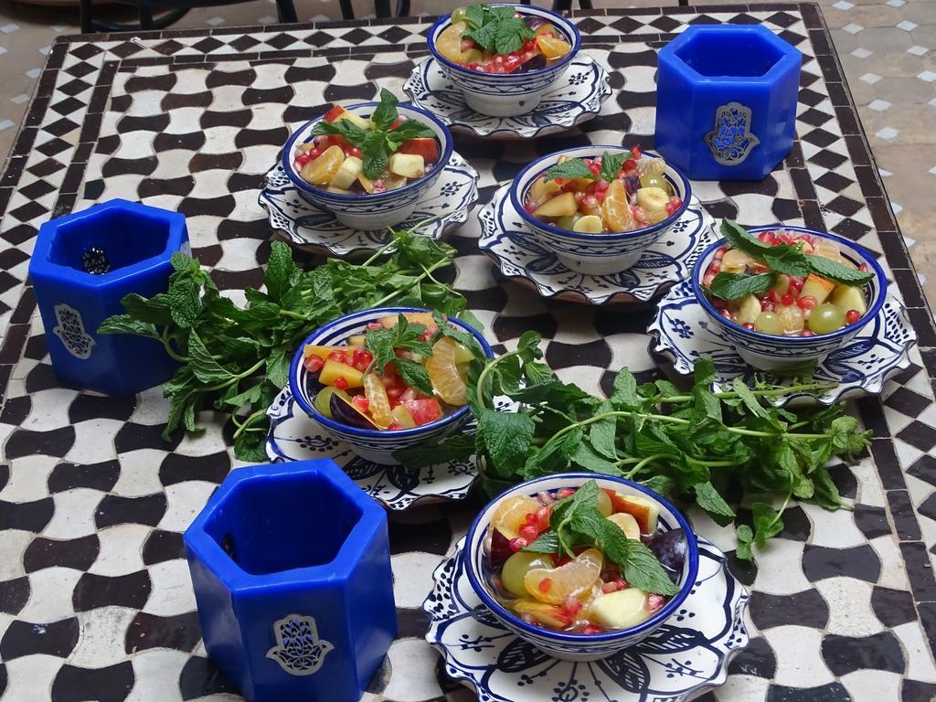 Riad Bab Lakhmiss Marrakesh Bagian luar foto